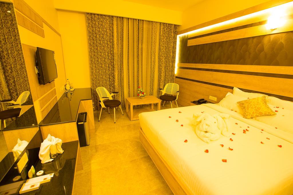 Hotel Radha Prasad Erode Zimmer foto